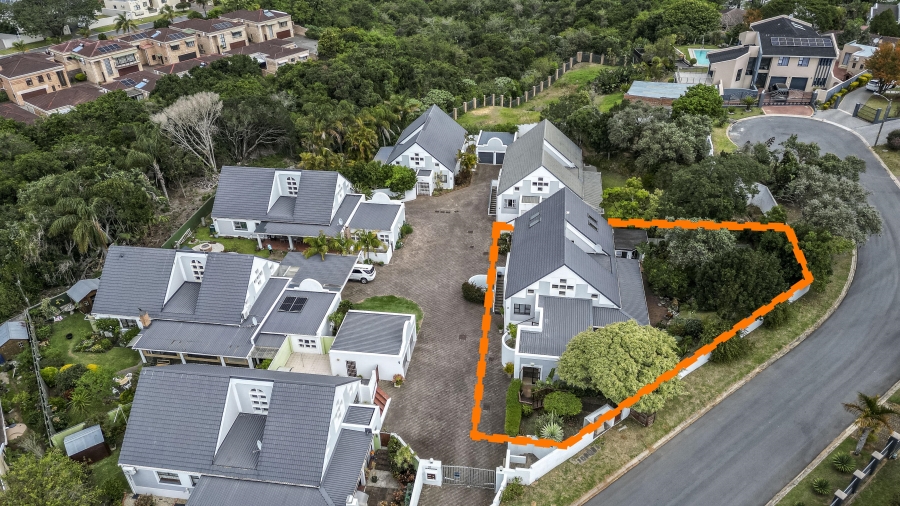 4 Bedroom Property for Sale in Bonza Bay Eastern Cape